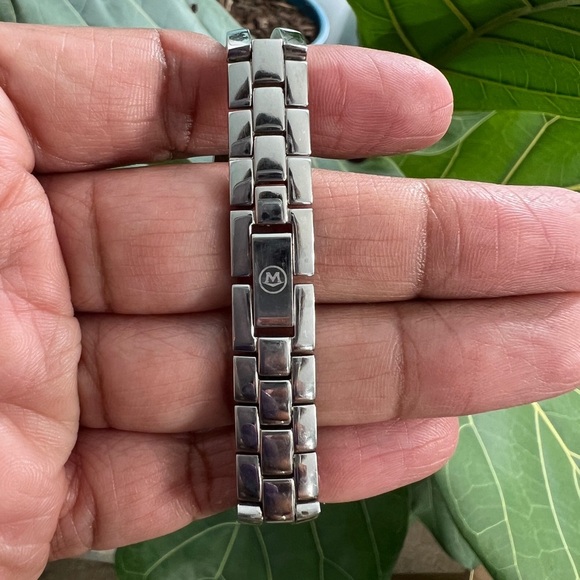 Movado Amorosa Ladies Watch, excellent pre-owned condition - Picture 7 of 9